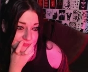 kvopa is a 32 year old female webcam sex model.