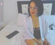carolinnefiotti is a 51 year old female webcam sex model.