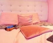 ruby_firelove is a 18 year old female webcam sex model.