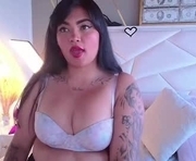ivy_soul is a 25 year old female webcam sex model.