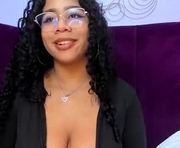 sofiifox is a 19 year old female webcam sex model.