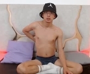 rooy_tay is a 19 year old male webcam sex model.