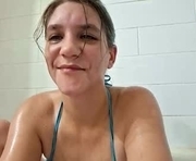 valerierayne13 is a  year old female webcam sex model.