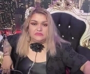 missqueent is a 37 year old female webcam sex model.