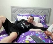 lauren_damian is a 30 year old couple webcam sex model.