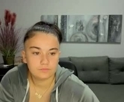 pollyramsey is a 23 year old female webcam sex model.