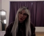 Online sex chat room with  yrs old female, ,  ,  - evelinefendom