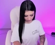 miss_alice0 is a  year old female webcam sex model.