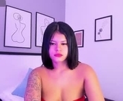 daphnejones_ is a  year old female webcam sex model.