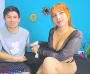 appocalypsee is a 19 year old couple webcam sex model.