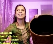 sarissacandy is a 23 year old female webcam sex model.
