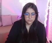 vixen_tay1 is a  year old female webcam sex model.