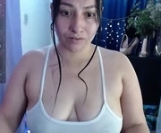 mhialorens is a 32 year old female webcam sex model.