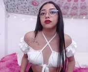 yildix is a 19 year old female webcam sex model.
