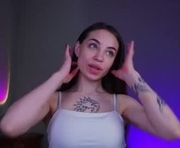 sunbeamflower is a 18 year old female webcam sex model.