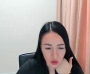 bellamoarr is a 24 year old female webcam sex model.