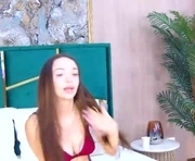 amiraveyl is a 20 year old female webcam sex model.