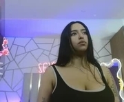 emily_tay1 is a 18 year old female webcam sex model.