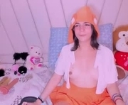 morganitax is a 25 year old female webcam sex model.
