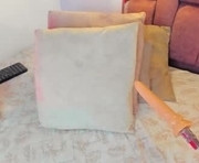 kristakinnky is a 26 year old female webcam sex model.