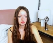gracetop is a 24 year old female webcam sex model.