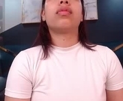 luciegh_ is a 21 year old female webcam sex model.