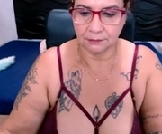 laura_riley is a 45 year old female webcam sex model.