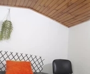zahira_lenox is a 18 year old female webcam sex model.