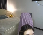 pipollipol is a 18 year old female webcam sex model.