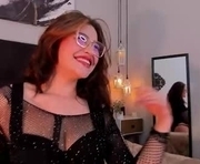 dakhota_rouge is a  year old female webcam sex model.