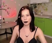 mellhyees is a 21 year old female webcam sex model.