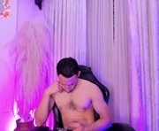 tyagoroberts is a 25 year old female webcam sex model.