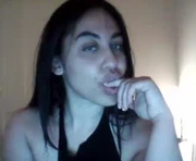 heatwavee is a 19 year old female webcam sex model.