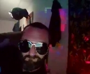 aaron420b is a 37 year old couple webcam sex model.