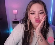 angel_richards is a 24 year old female webcam sex model.