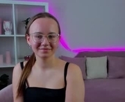 littlee__cherry is a 18 year old female webcam sex model.