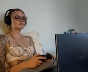 aimee_jay94 is a  year old female webcam sex model.