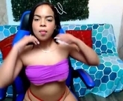 tefy_alean is a 22 year old female webcam sex model.