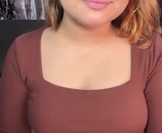 lubna_07 is a  year old female webcam sex model.