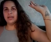 kaurn0ir is a  year old female webcam sex model.