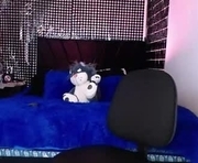 queen_blue77 is a  year old female webcam sex model.