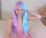 ellie_babyy is a 20 year old female webcam sex model.