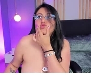 amber_gold113 is a 30 year old female webcam sex model.