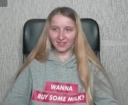 amanda_sherr is a 21 year old female webcam sex model.