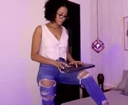 ayleen_dunkann is a 27 year old female webcam sex model.