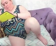 fashiona is a 45 year old female webcam sex model.