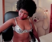 violeta_ruizz is a 19 year old female webcam sex model.