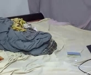 pretty_pussie is a  year old female webcam sex model.