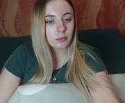 thelexy is a 22 year old female webcam sex model.