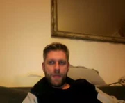 elculiador2207 is a 35 year old male webcam sex model.